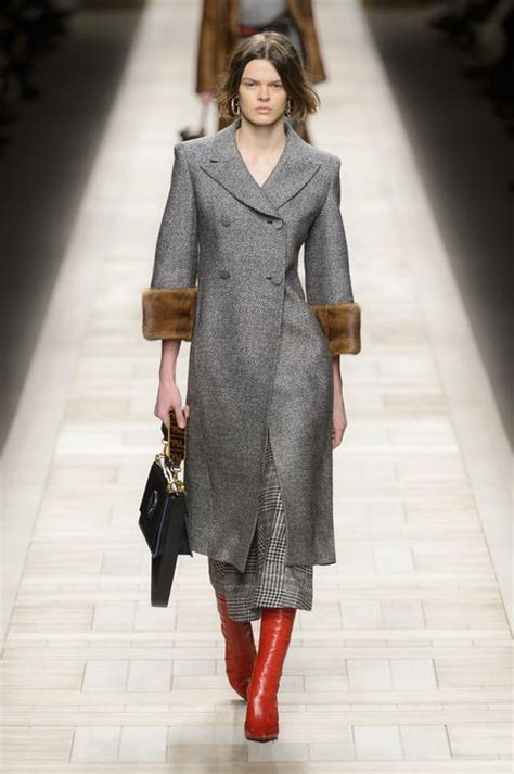 fendi milan fashion week 2017|48 Looks From Fendi Fall 2017 MFW Show .